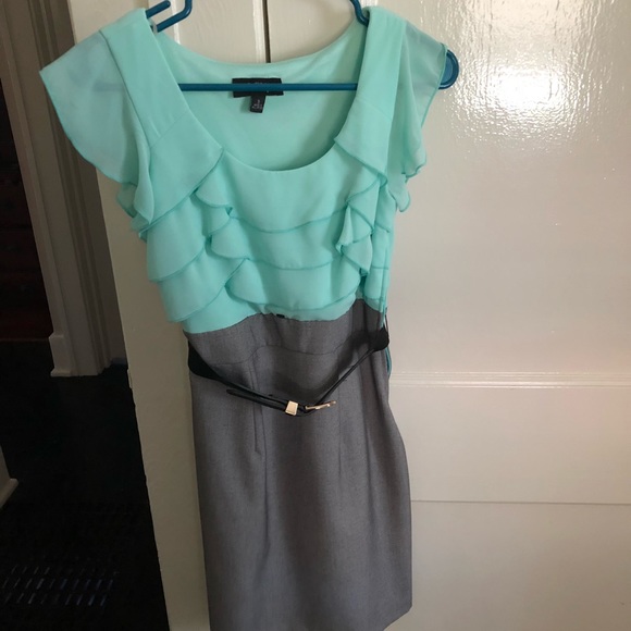 Beautiful business or casual dress - Picture 1 of 5